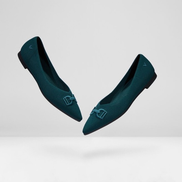 Vivaia ena blue green pointed toe patterned flats size 5 - Picture 1 of 5